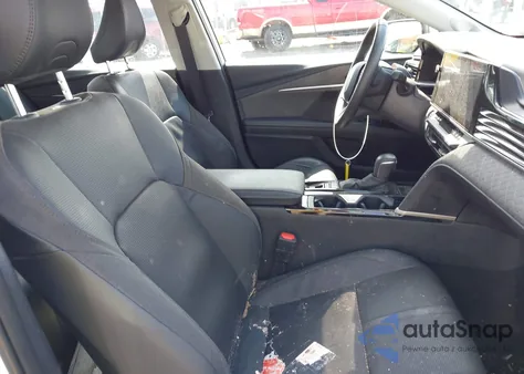 2025 Toyota Camry Xle из США, поврежденный, VIN 4T1DAACK5SU524284